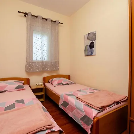Fila Apartamento *