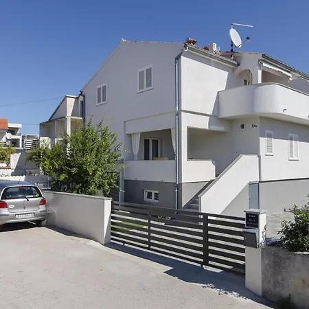 Fila Apartamento Vodice